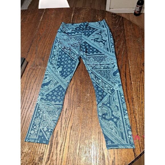 New Medium Fabletics PowerHold High Waist Strappy 7/8 Length Bandana Legging - Picture 1 of 6